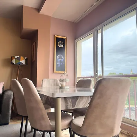 Cosy Appartement Au Super Centre Ville Avec Vue Partielle Sur Le Parc Agadir Exterior photo